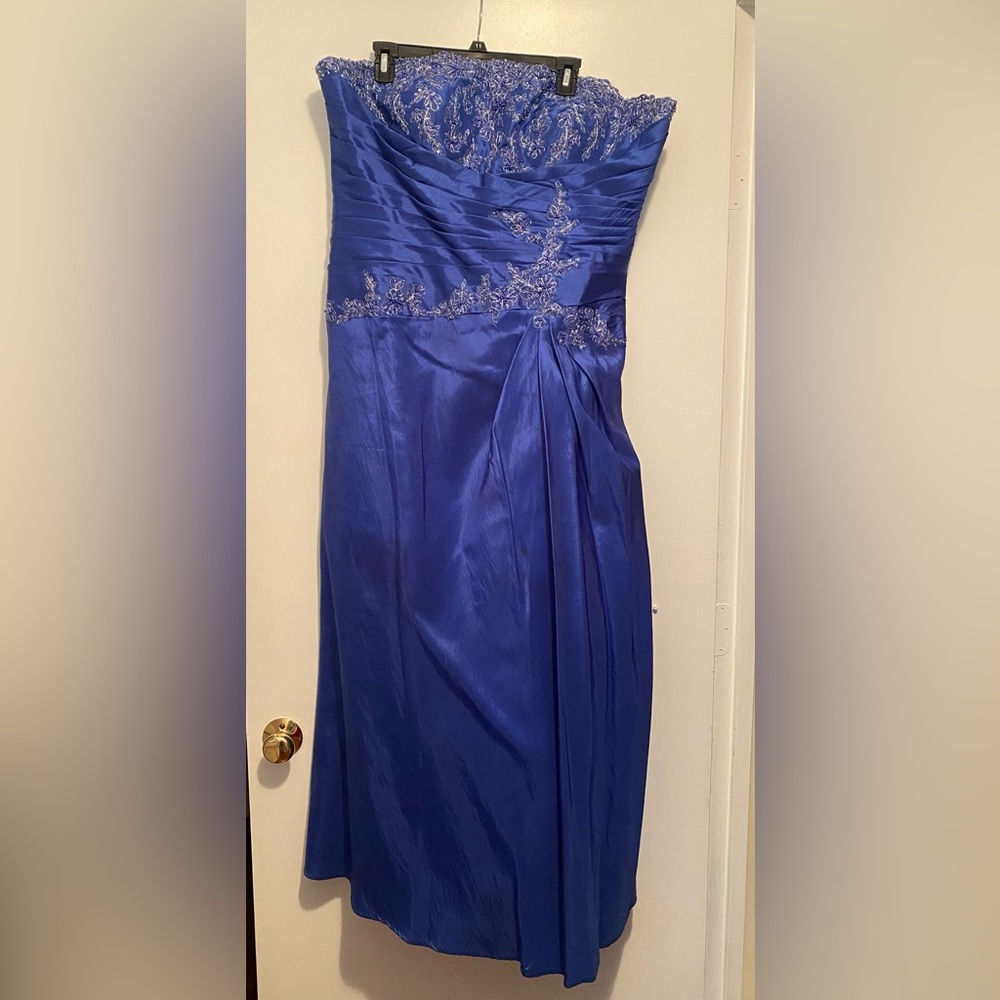 Mary’s Bridal elegant dress